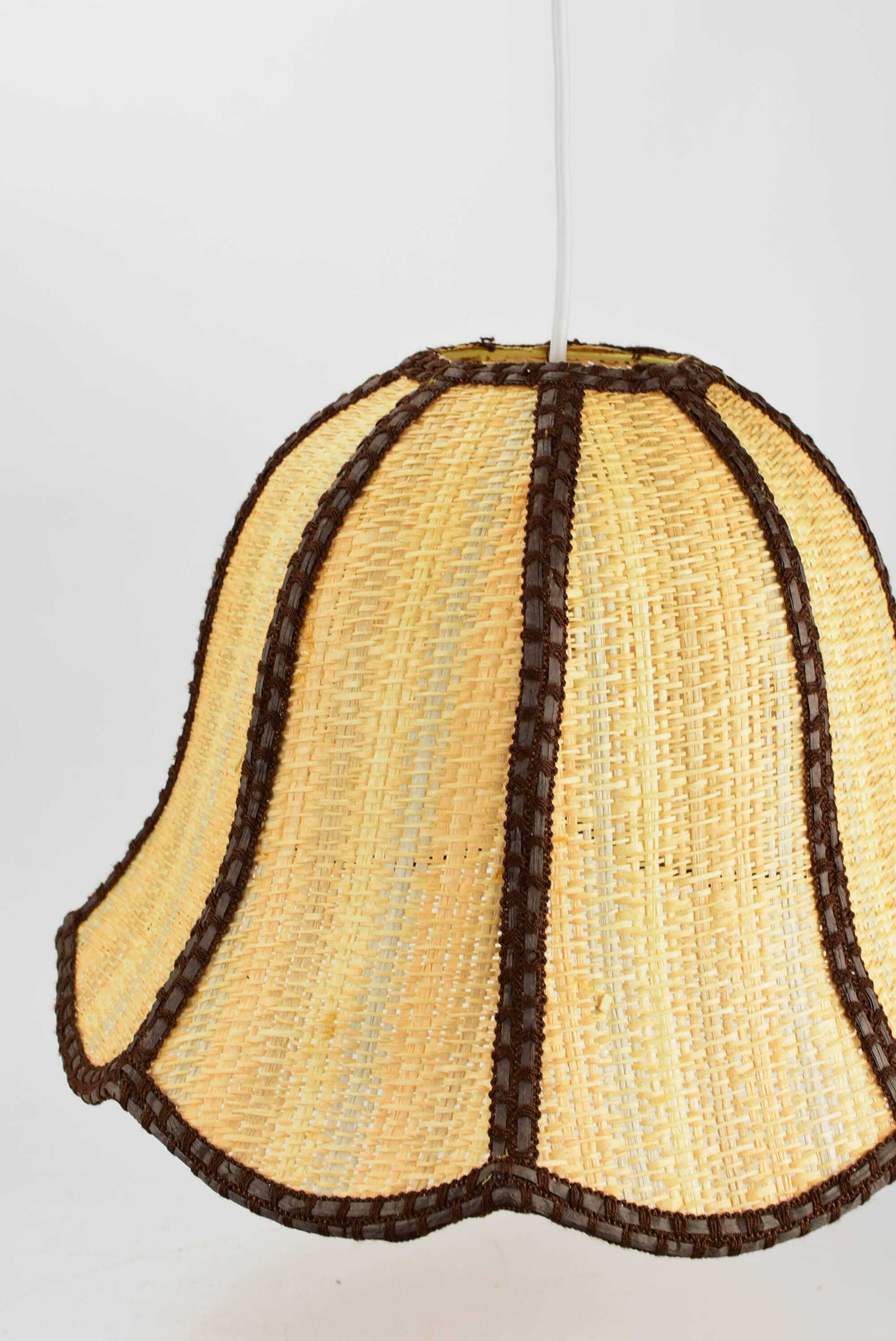 Suspension cannage vintage