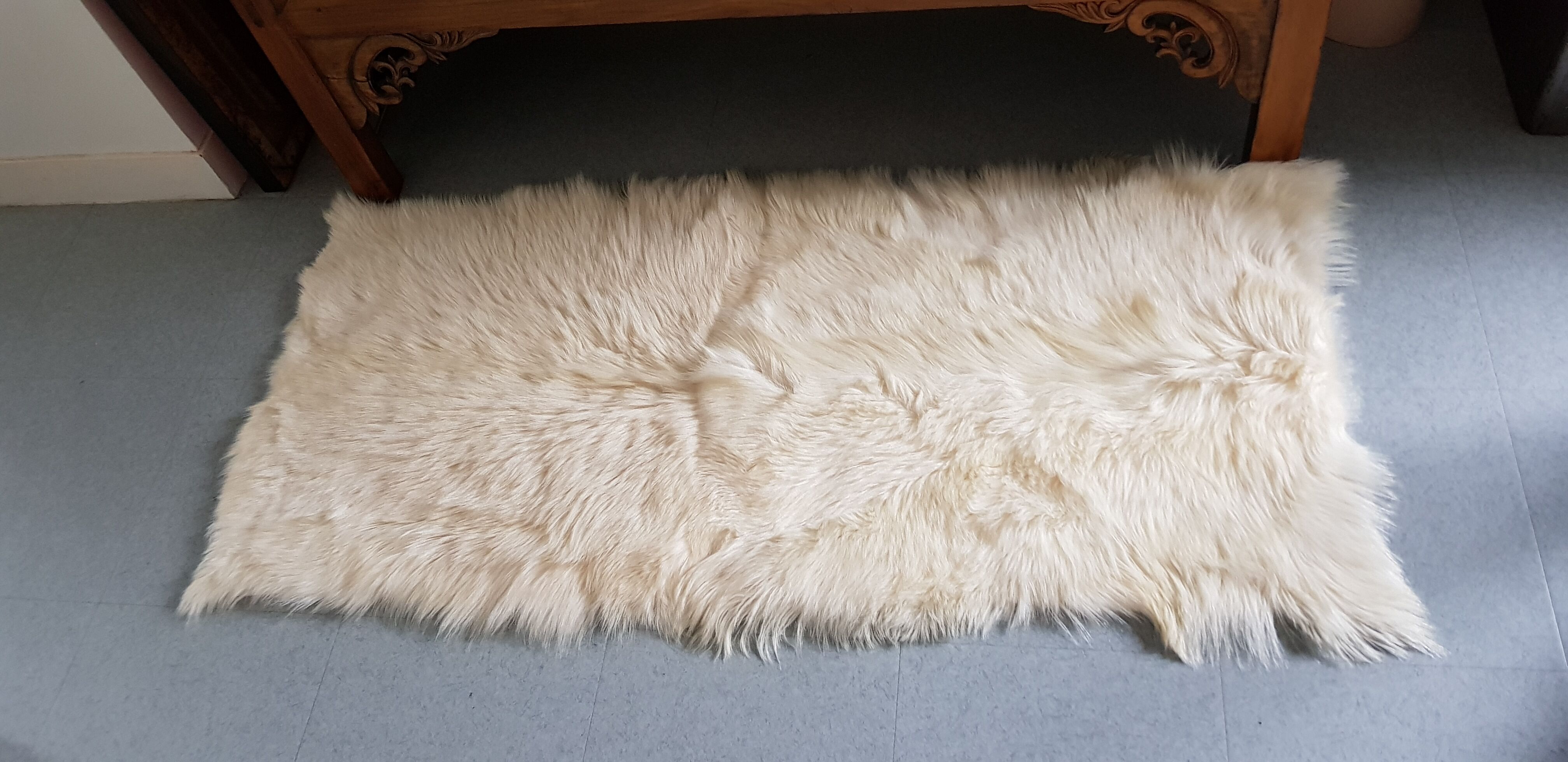 Tapis peau de chèvre 140x70cm