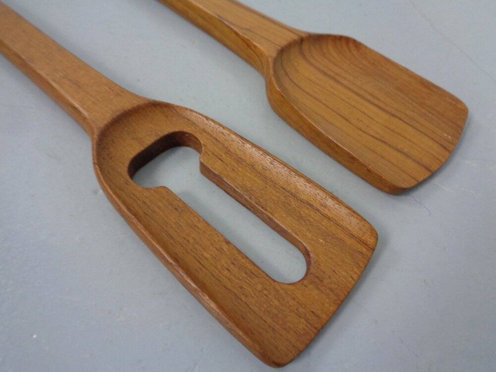 Mid-Century Teak Salad Bowl and Spoons by Richard Nissen for Nissen, 1960s, Set of 3