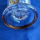Small vase shaped chantournée with piedouche