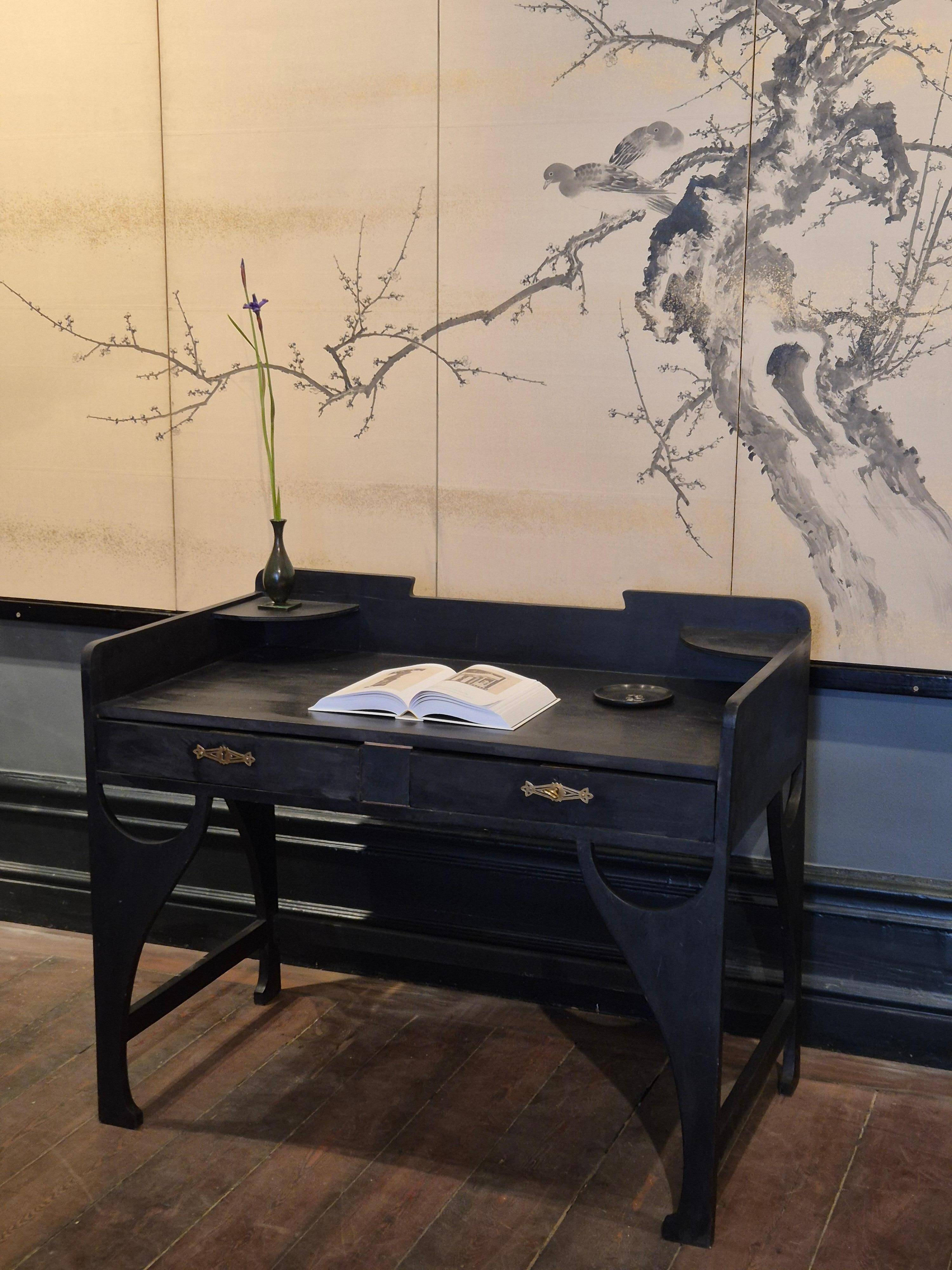 Sculptural desk by Jugend de N. Boman OY Finland, royal supplier to Sweden in 1927.