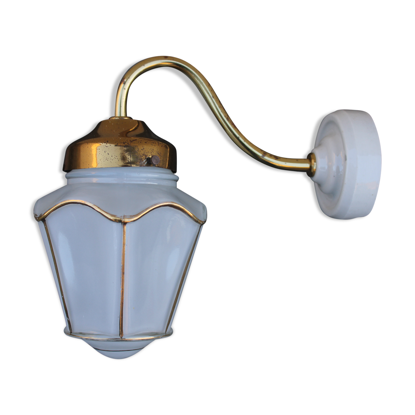 Wall light opaline and brass lantern