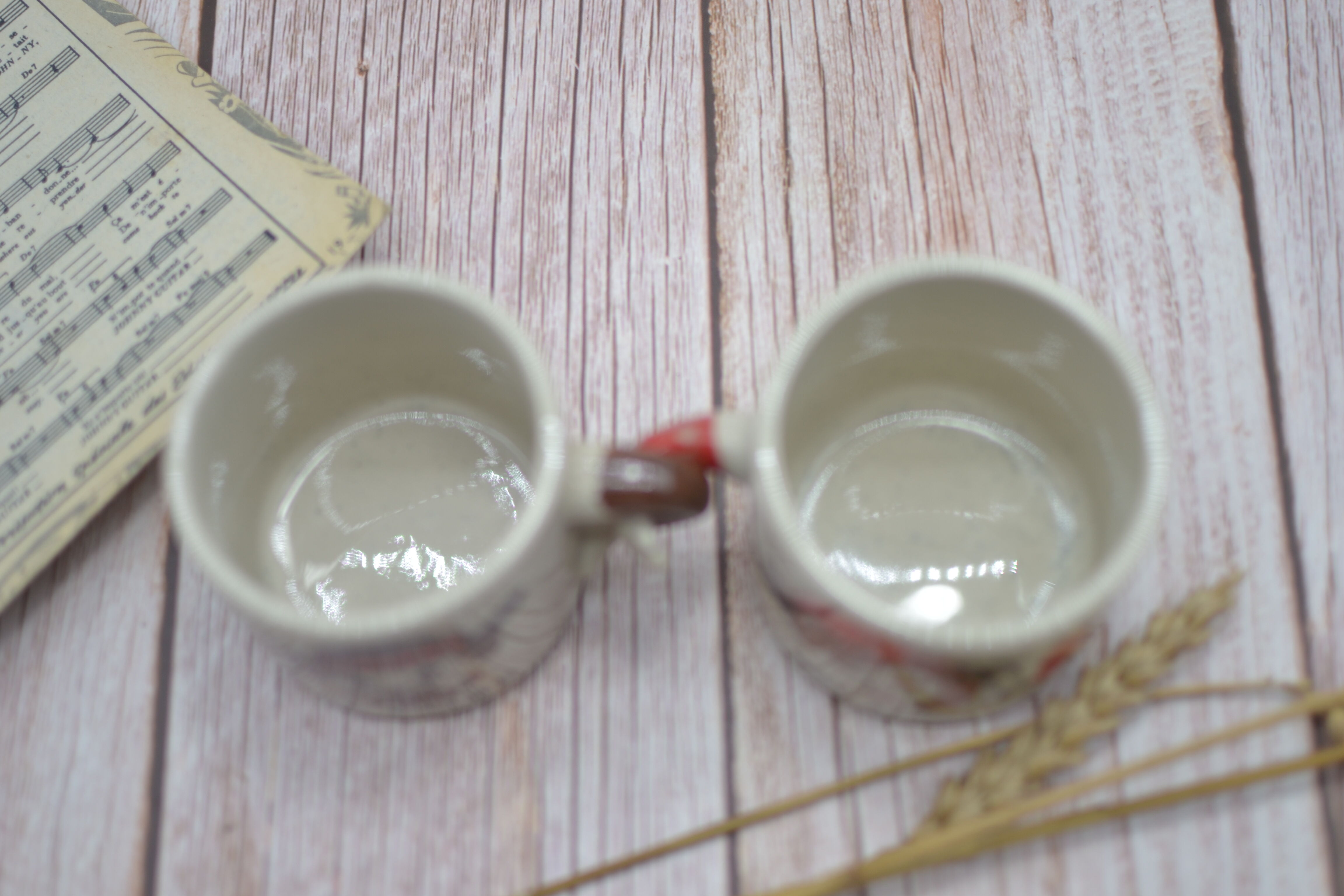 Duo of vintage cups I love you Me too