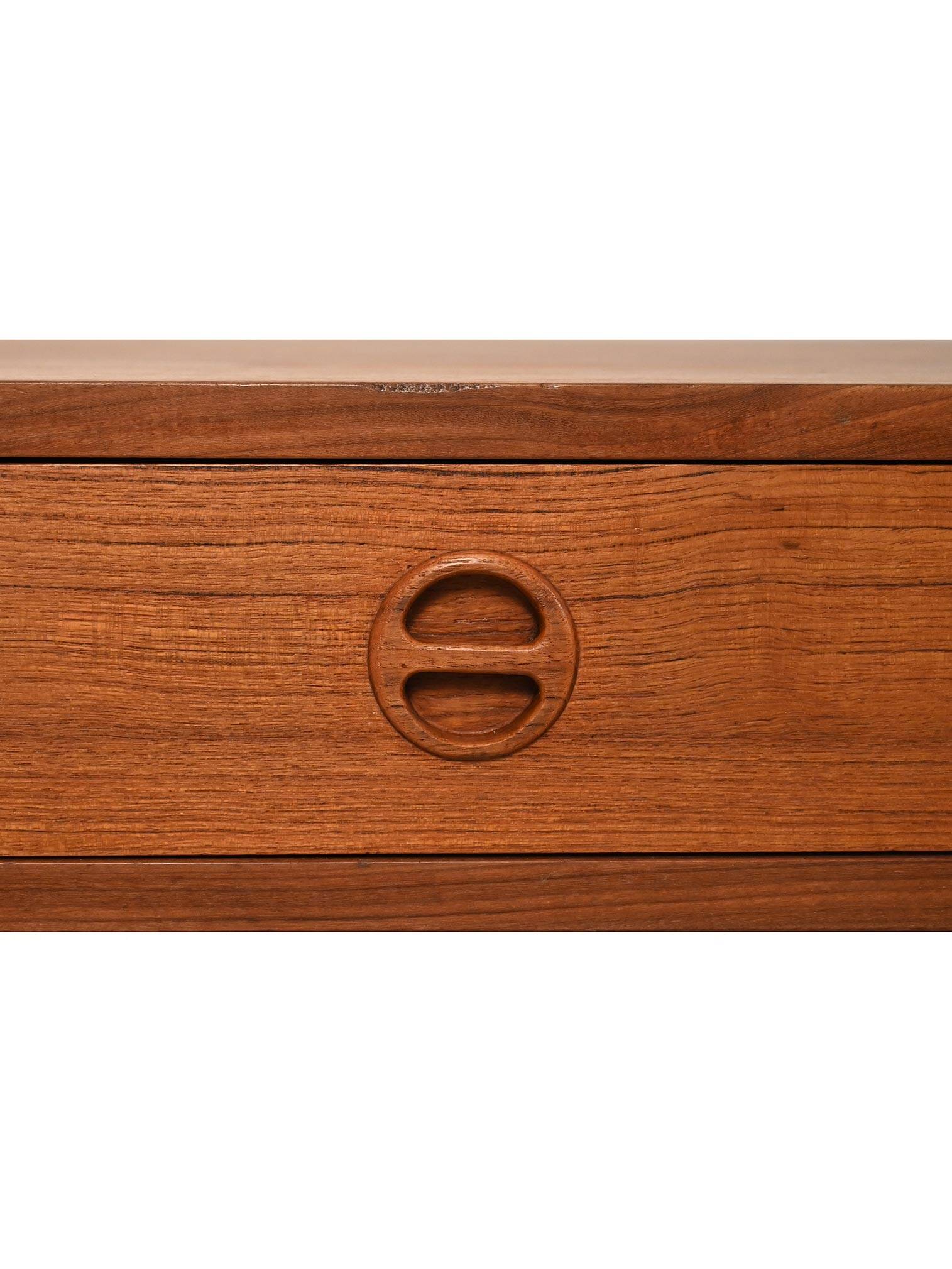 “Domino” entrance cabinet by A. Wahl Iversen