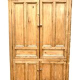 Armoire rustique ancienne