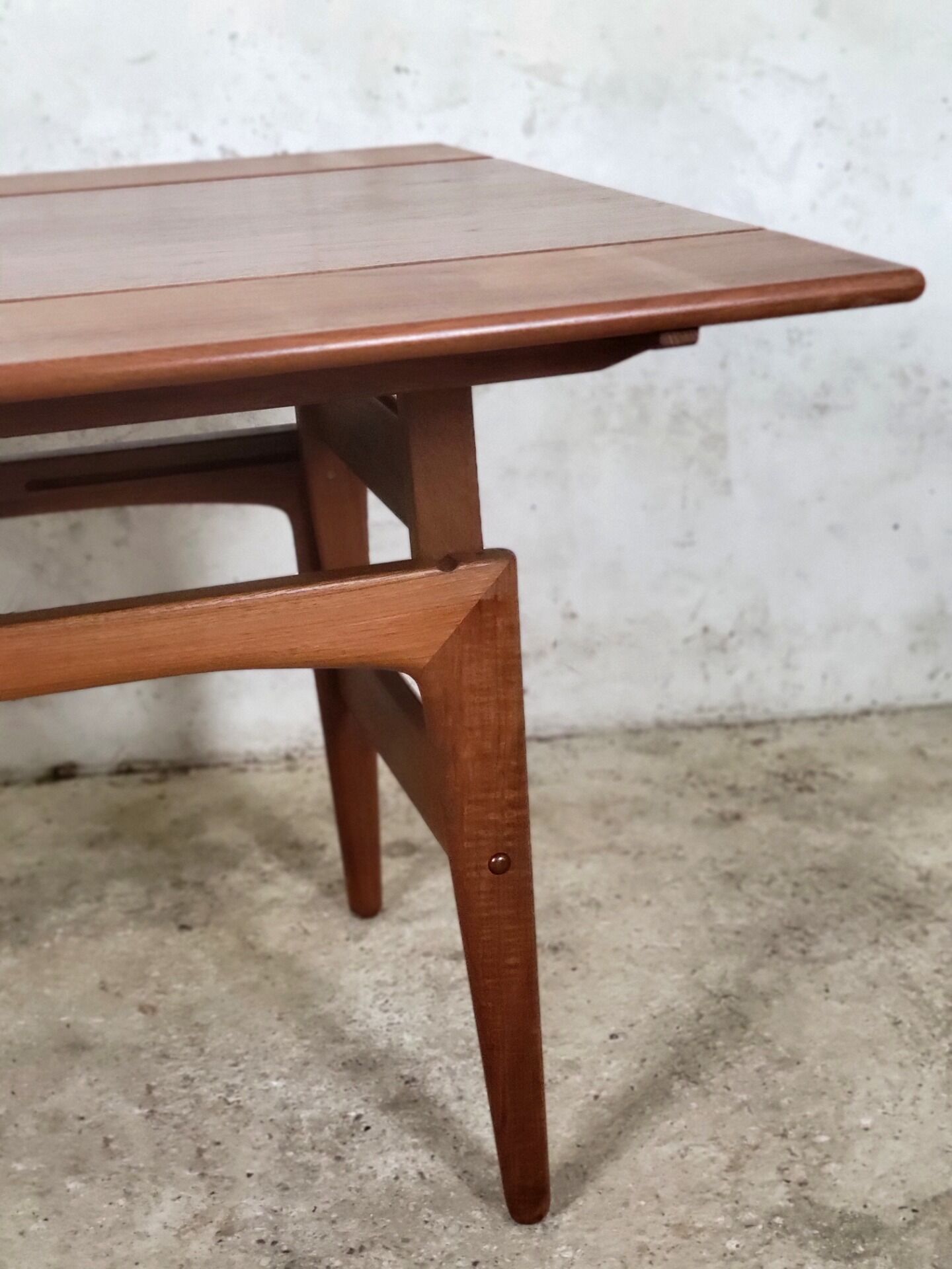 Danish height-adjustable coffee table by Trioh, 1960