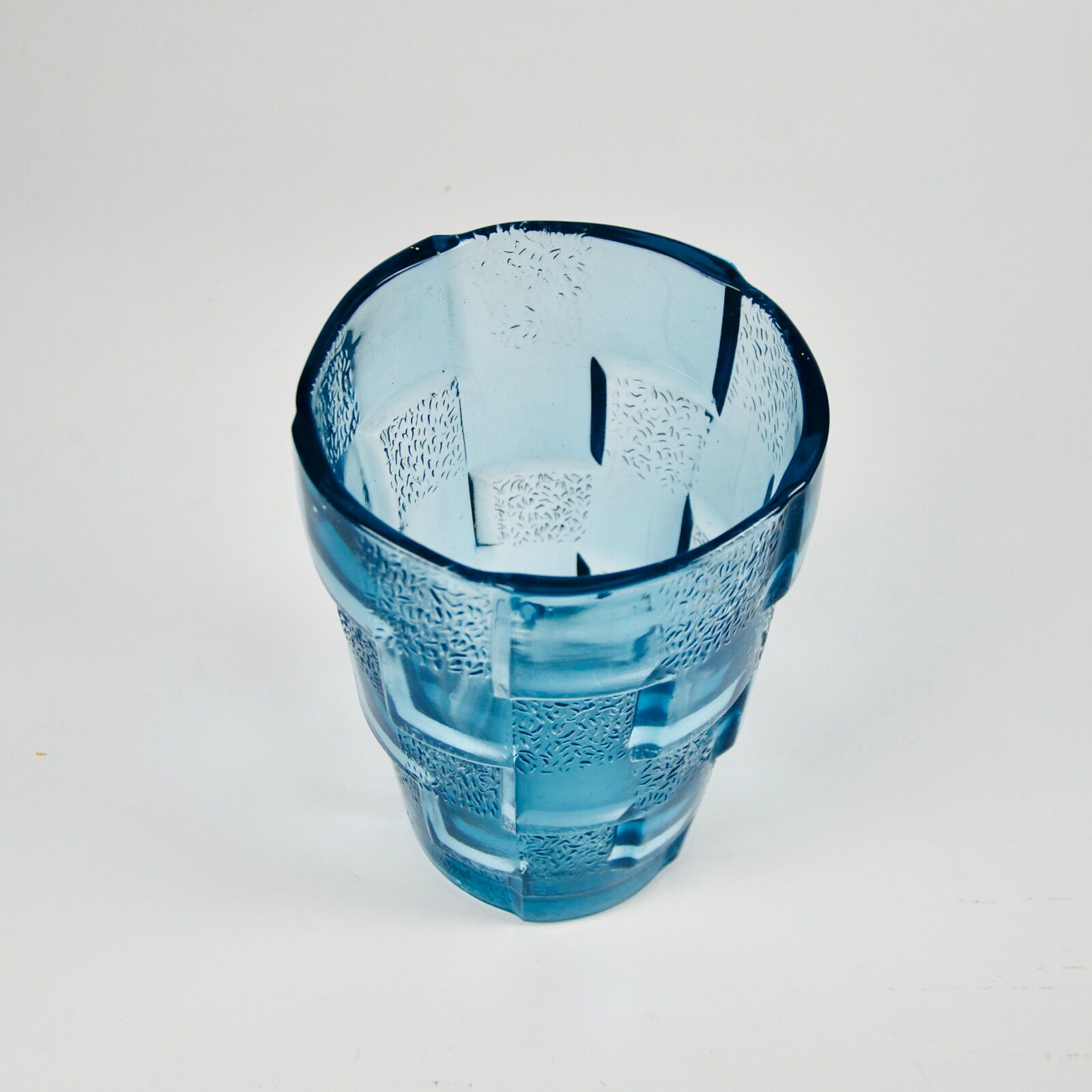 Vase Art Deco modernist style Daum of Avesn 1930