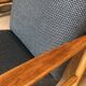 Fauteuil de la marque Ton avec tissu Houlès