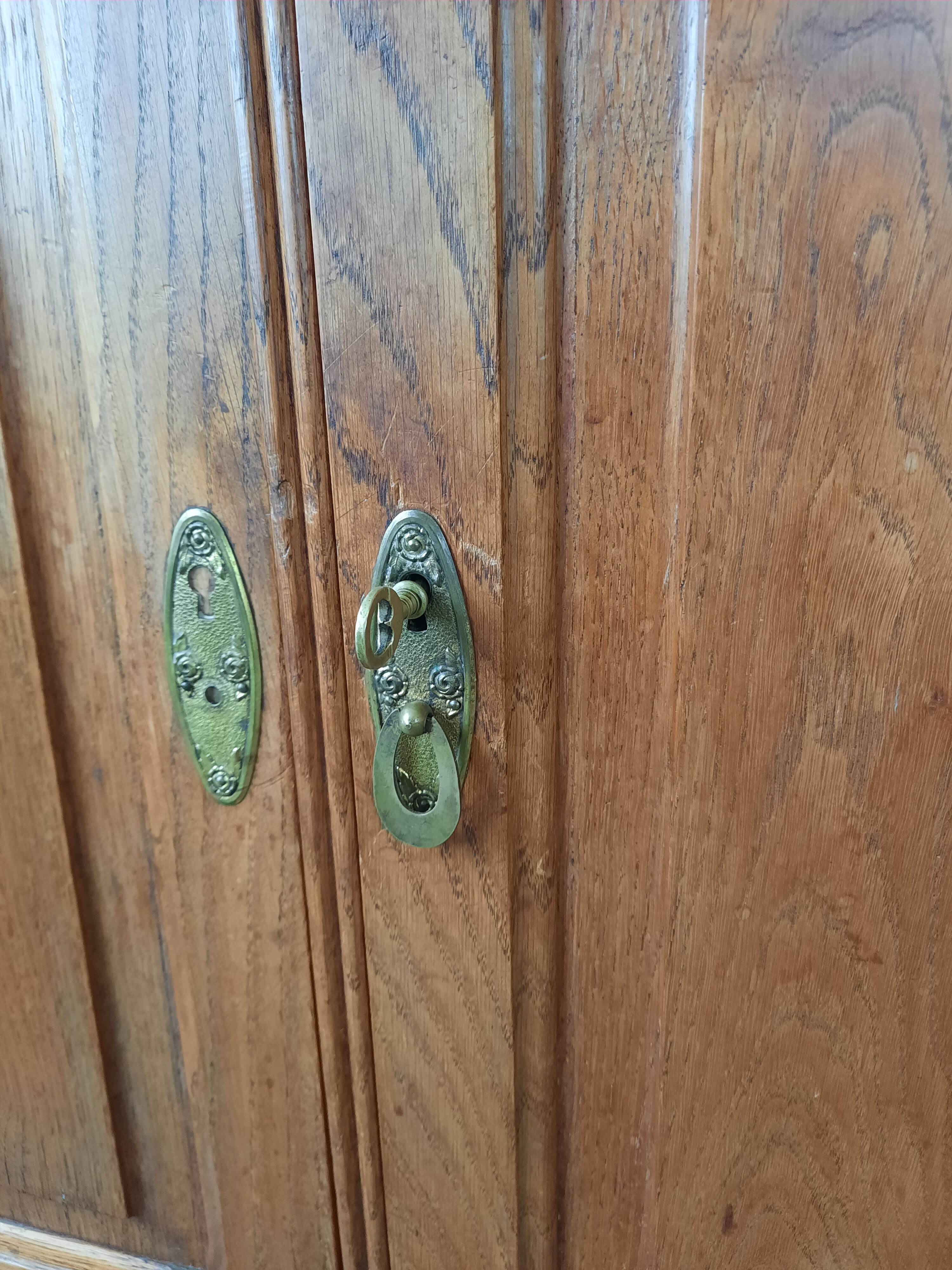 Parisian oak sideboard