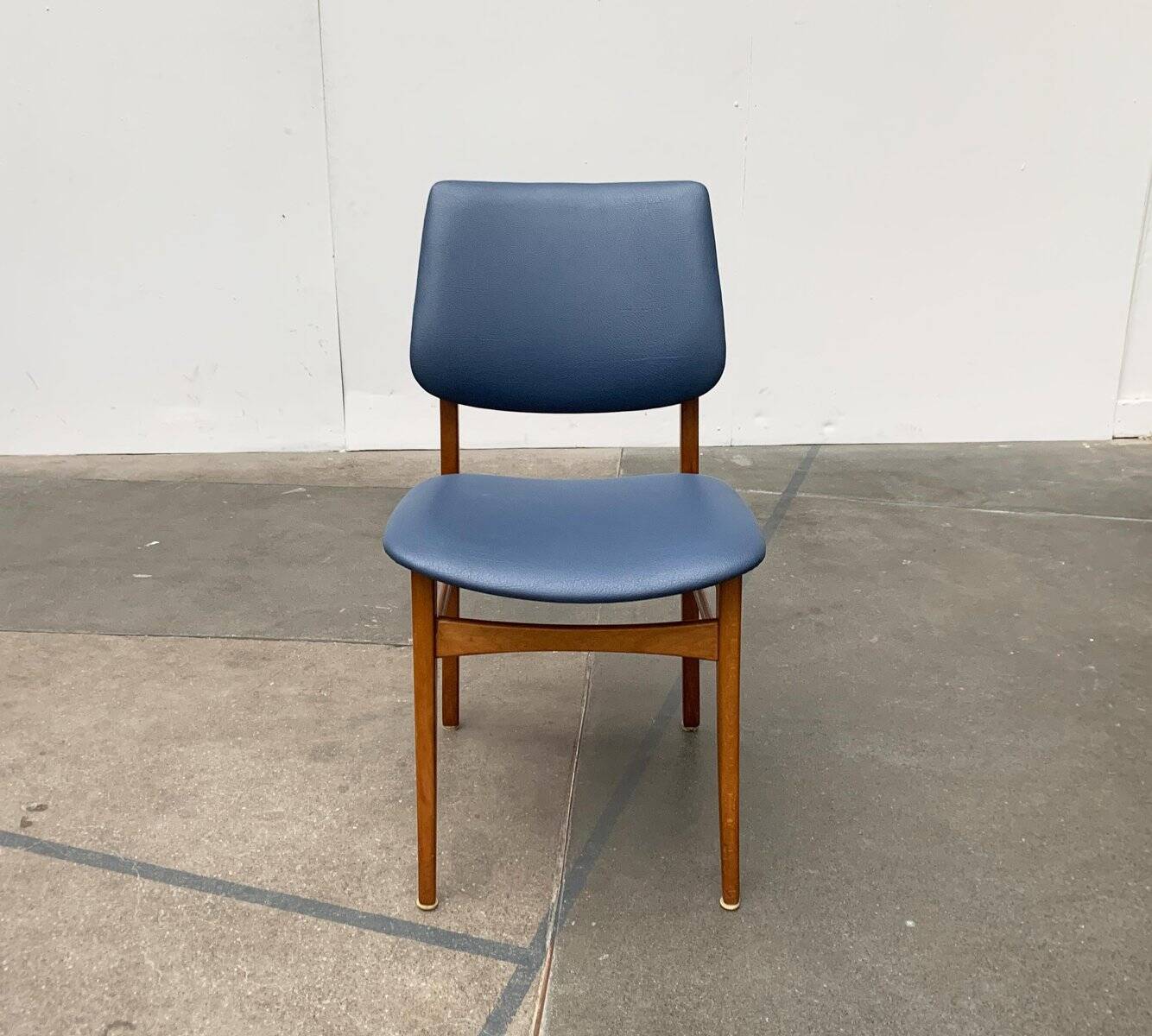 Ensemble de chaises en bois de style mi-siècle