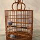 Ancienne cage à oiseaux en bois et rotin
