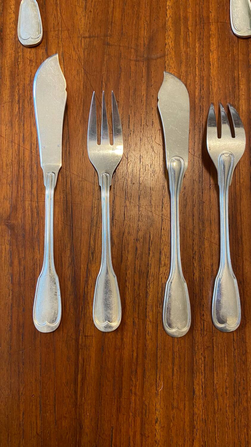 6 forks and 6 fish knives in silver-plated metal, Filet model 1950