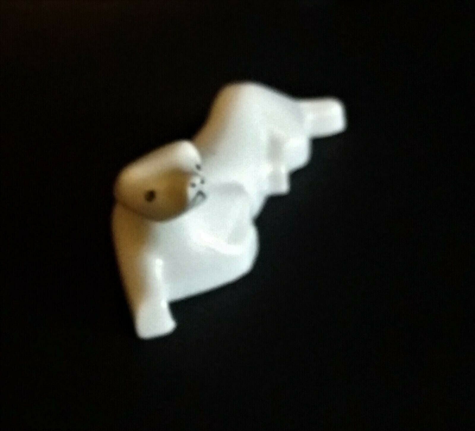 White porcelain knife holder sea lion