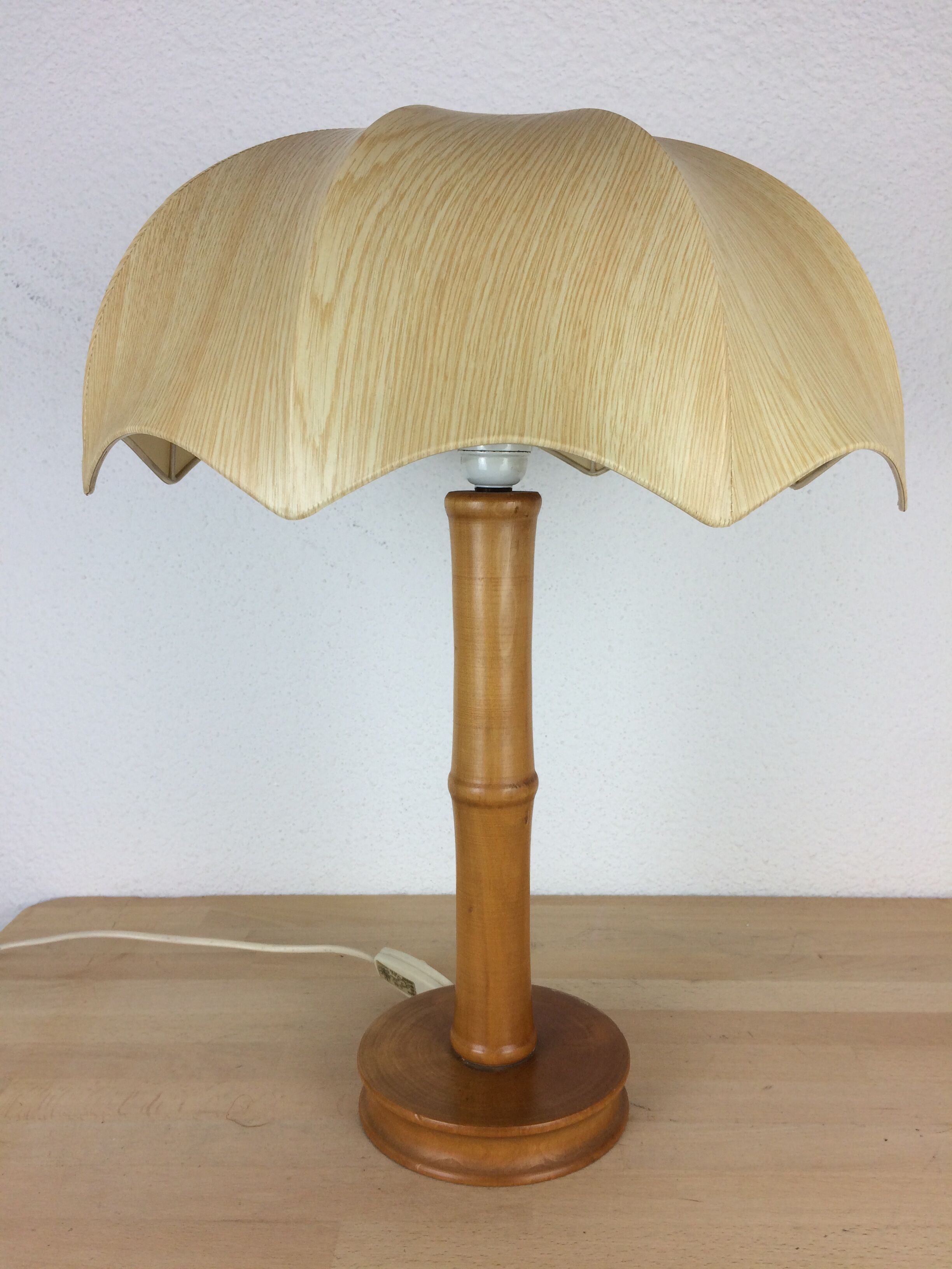 Bamboo effect wood lamp Jungle Chic style
