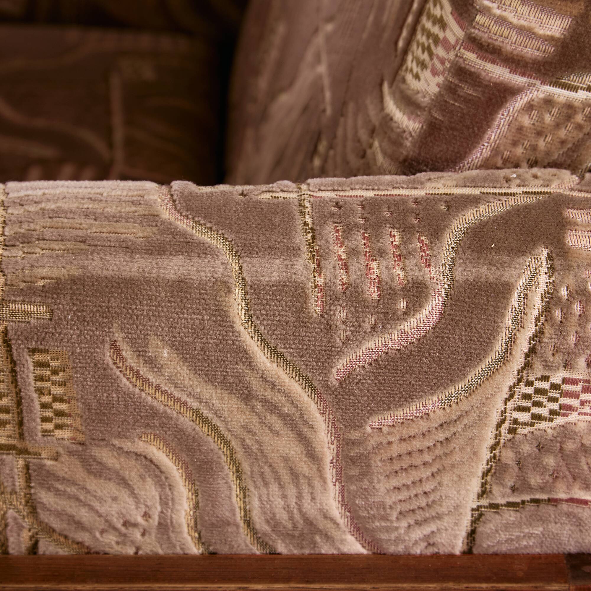 MK11211 Rosewood armchair
