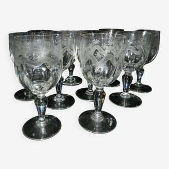 Antique glasses in engraved blown glass from the 19th