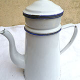 Old enamelled cafeteria