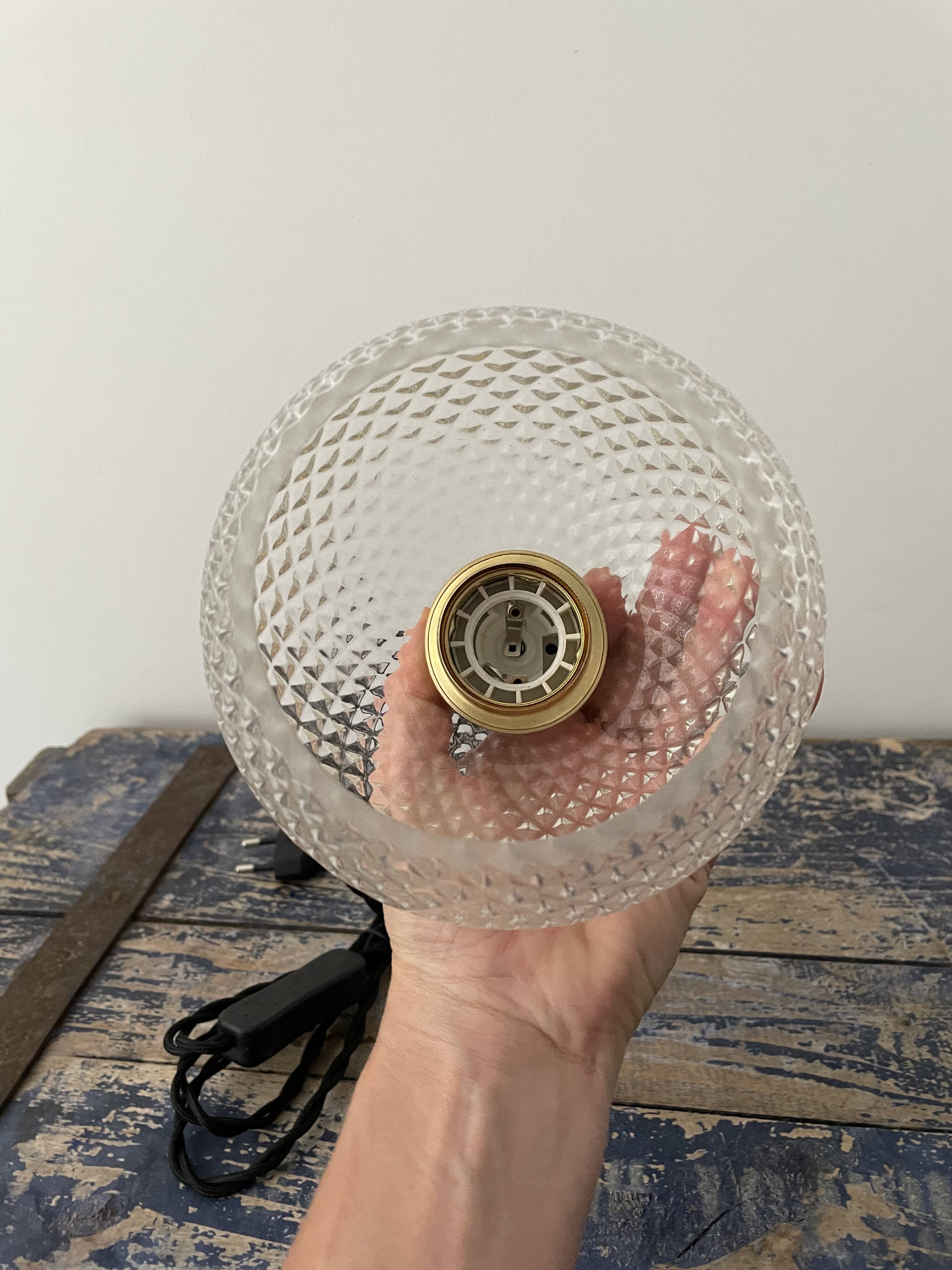 Lampe baladeuse vintage en verre ciselé électrifiée à neuf