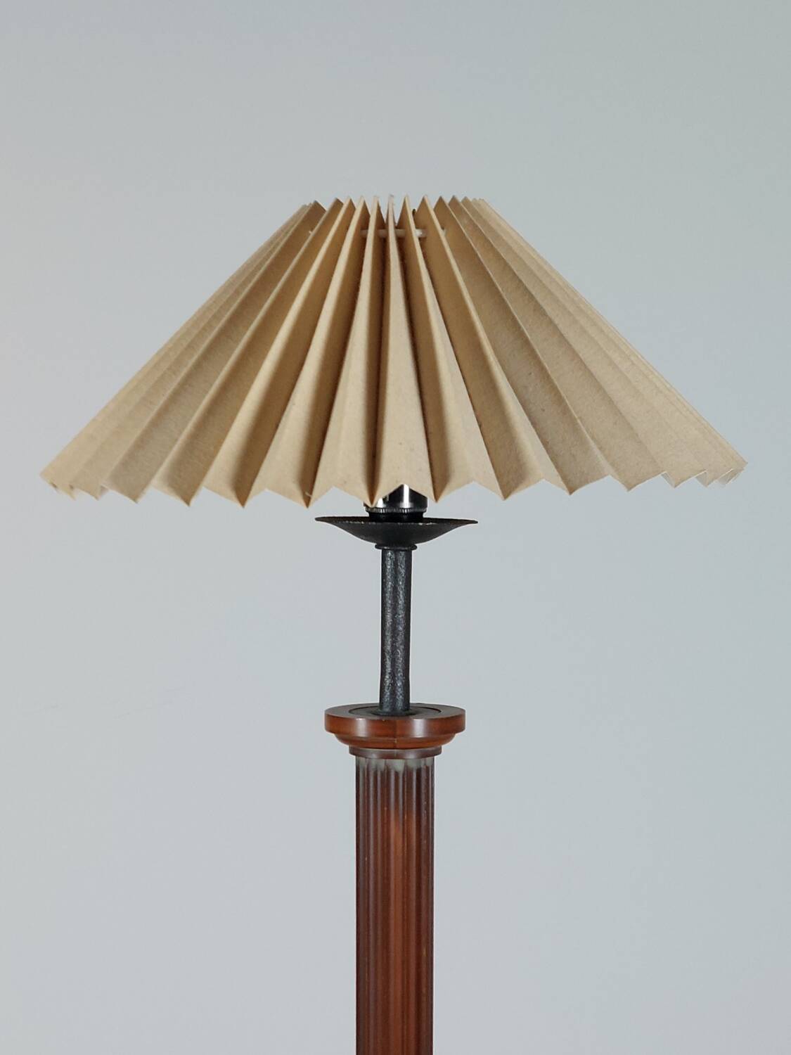 Vintage Mid Century table lamp column decor plissee shade