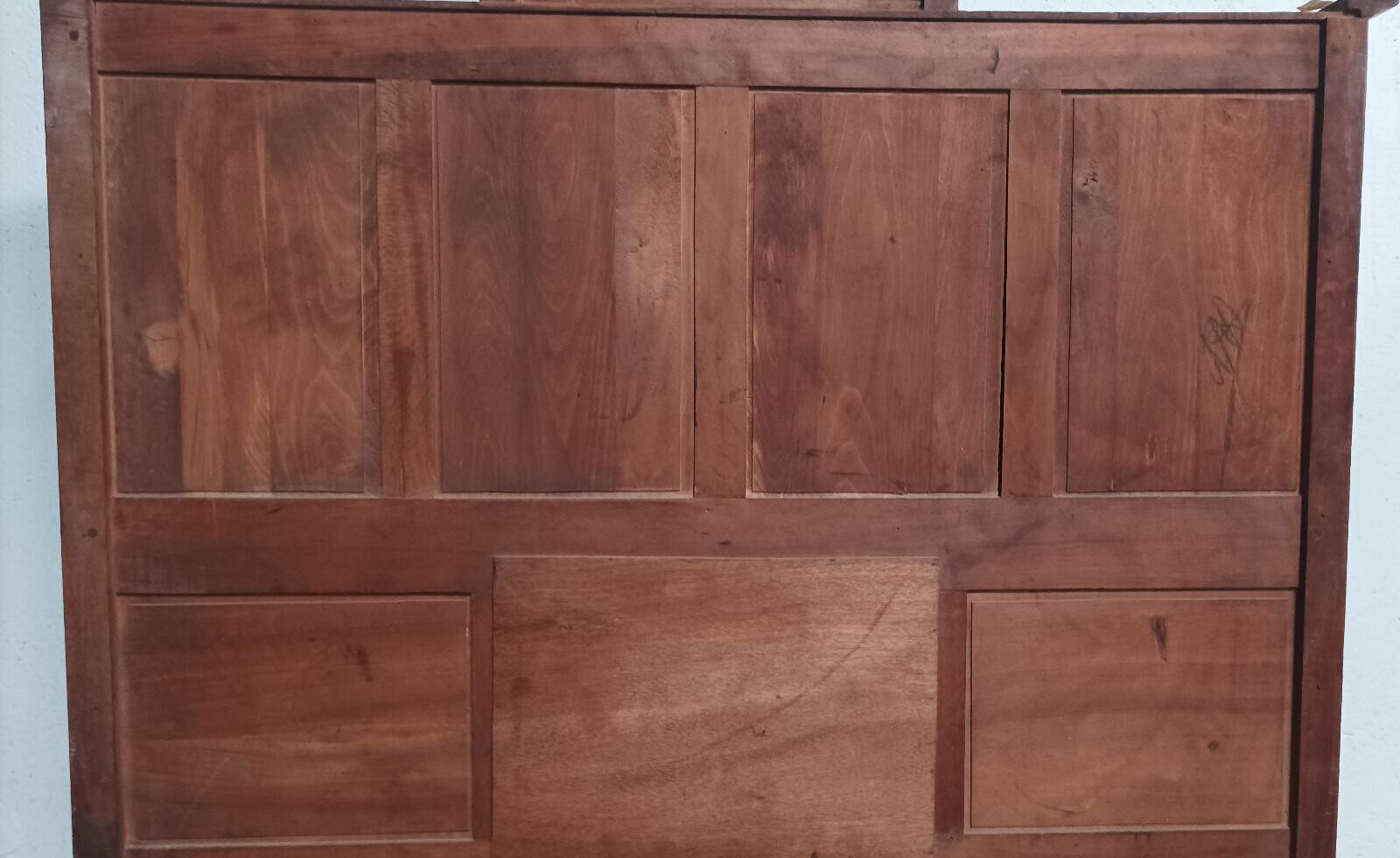 Art Nouveau Art Deco buffet in blonde walnut
