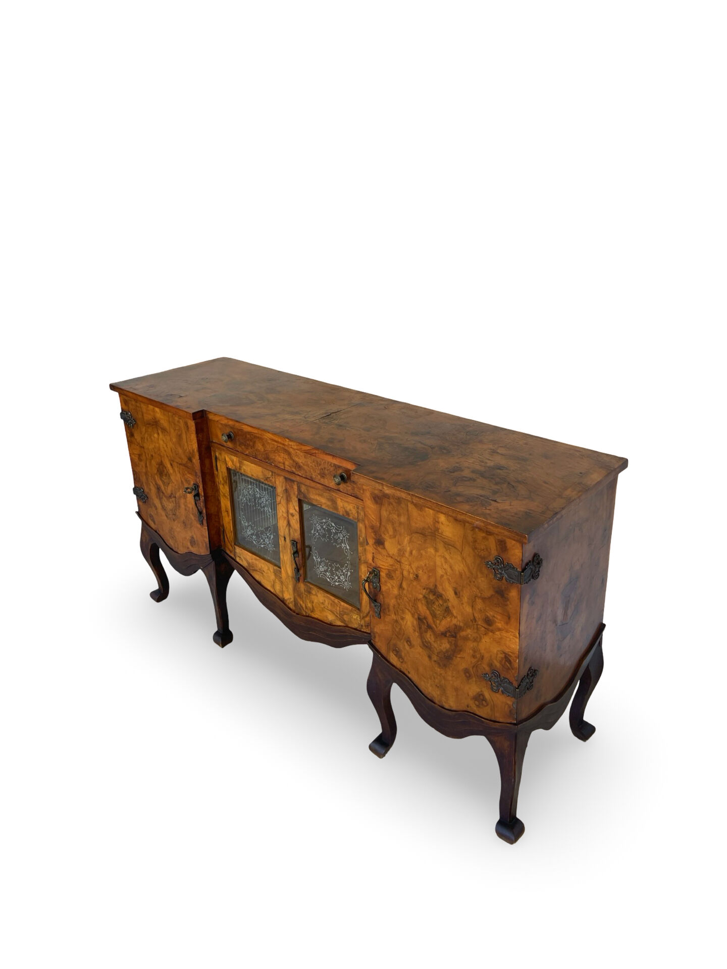 Buffet en noyer burr italien, années 1930.