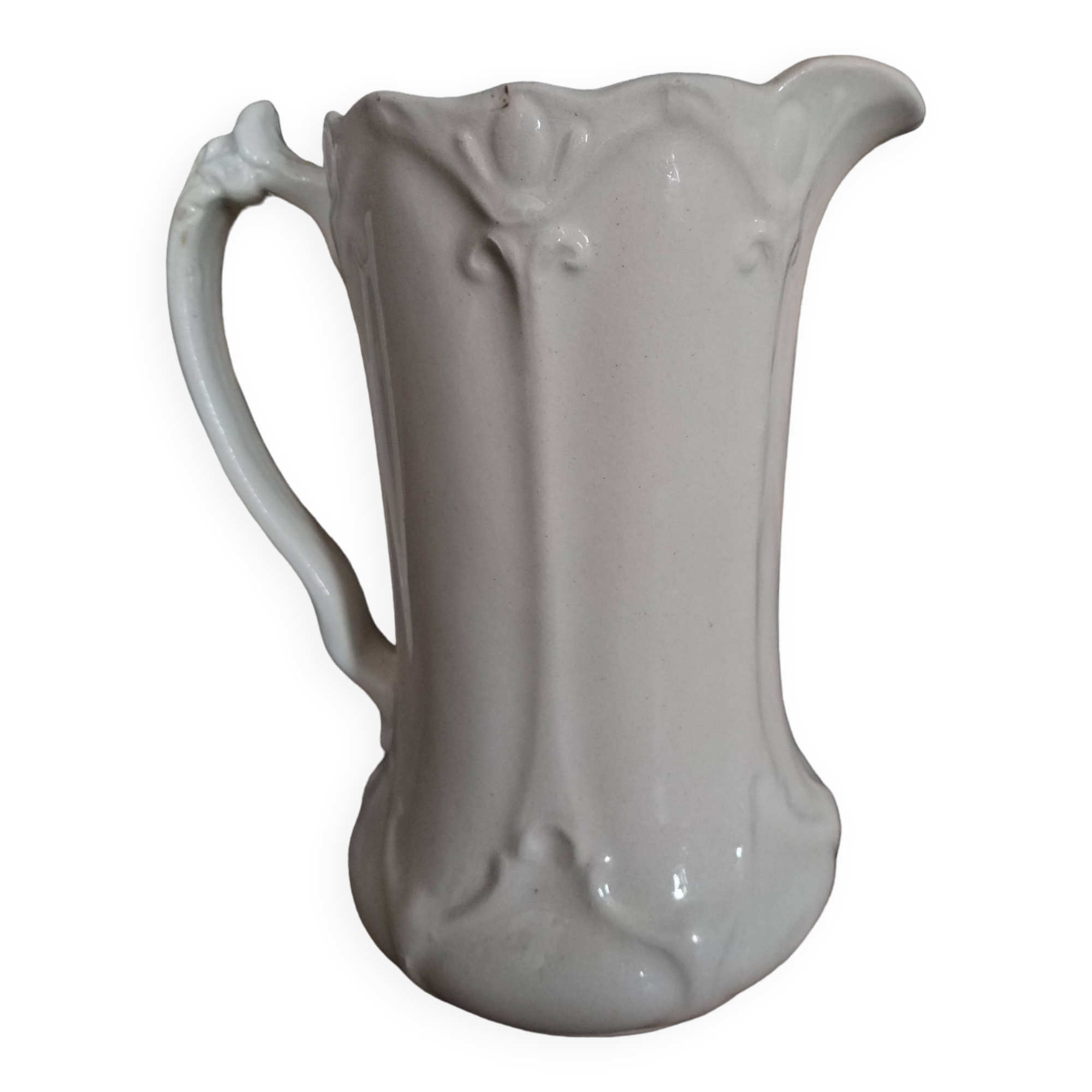 White earthenware rock pot 19th