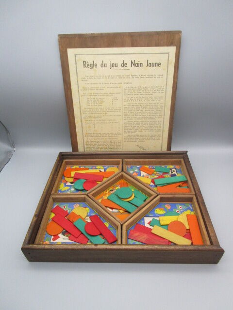 Old yellow wooden dwarf game