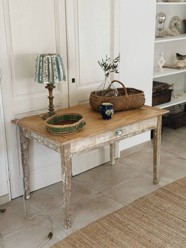 Table patinée