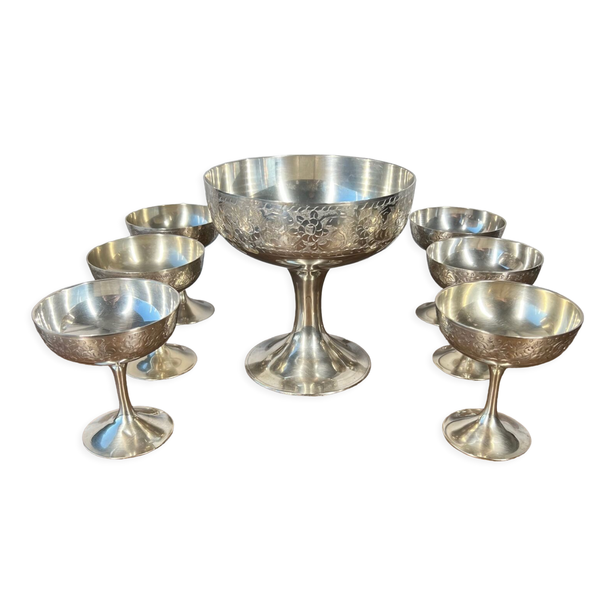 6 dessert cups in silver metal and assorted cut
