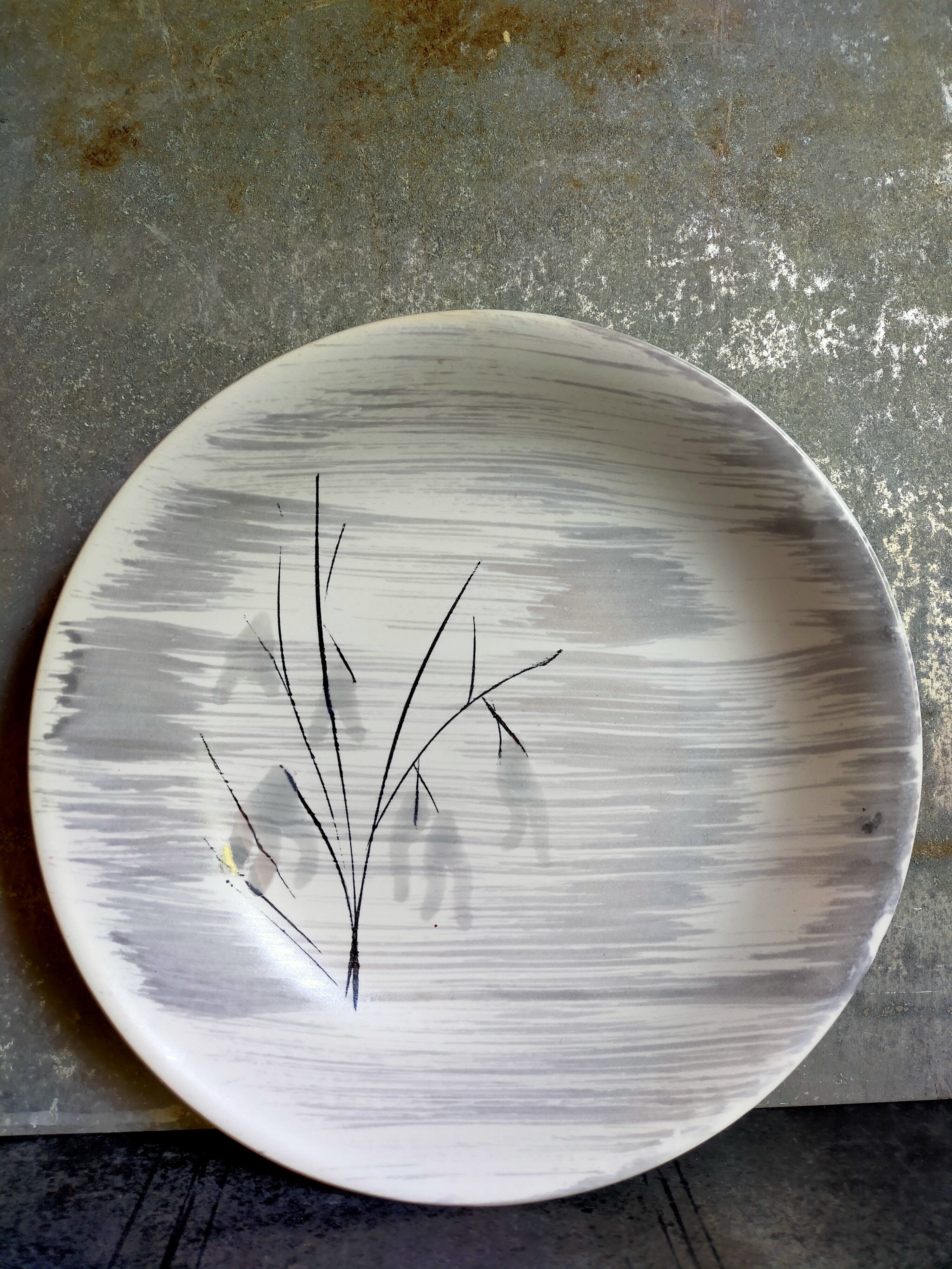 Six assiettes céramique Niderviller service "Chatons" années 50.