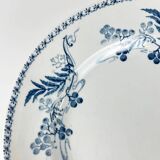 KG Luneville "Luculus" pedestal plate, late 19th-early 20th century