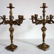 Paire de chandeliers chérubins en bronze doré début xxème