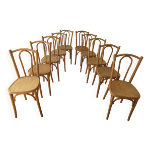 Chaises bistrot en bois