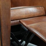 Comfortable and adjustable sheepskin relax armchair with a sleek design