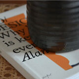 Matte black vase Japandi style - minimalist