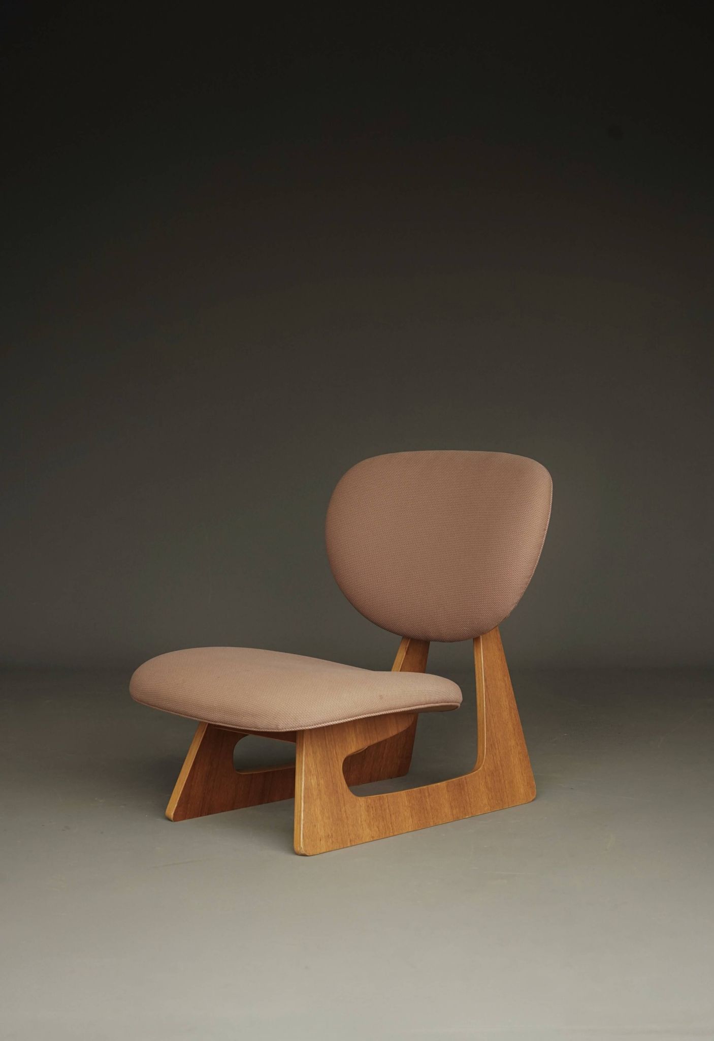 model 5016 Low Chair by Junzo Sakakura and Daisaku Cho, 1970s