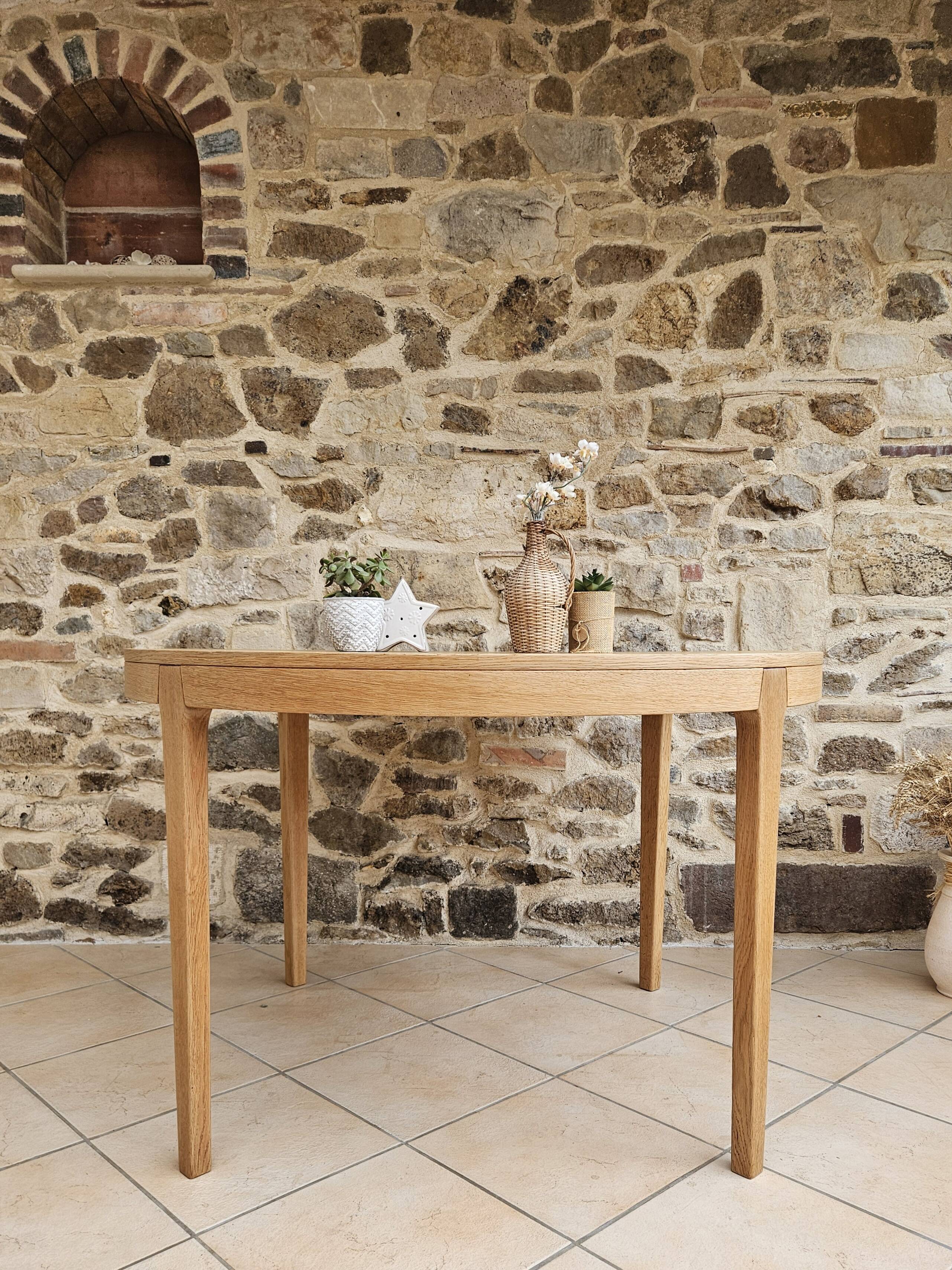 Round table