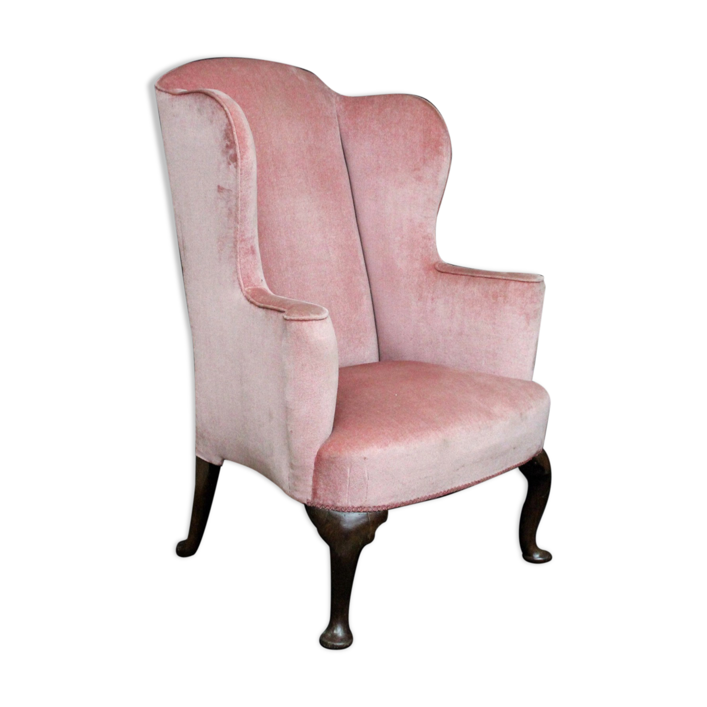 Wing chair