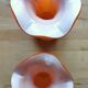 Paire de vases en verre soufflé orange