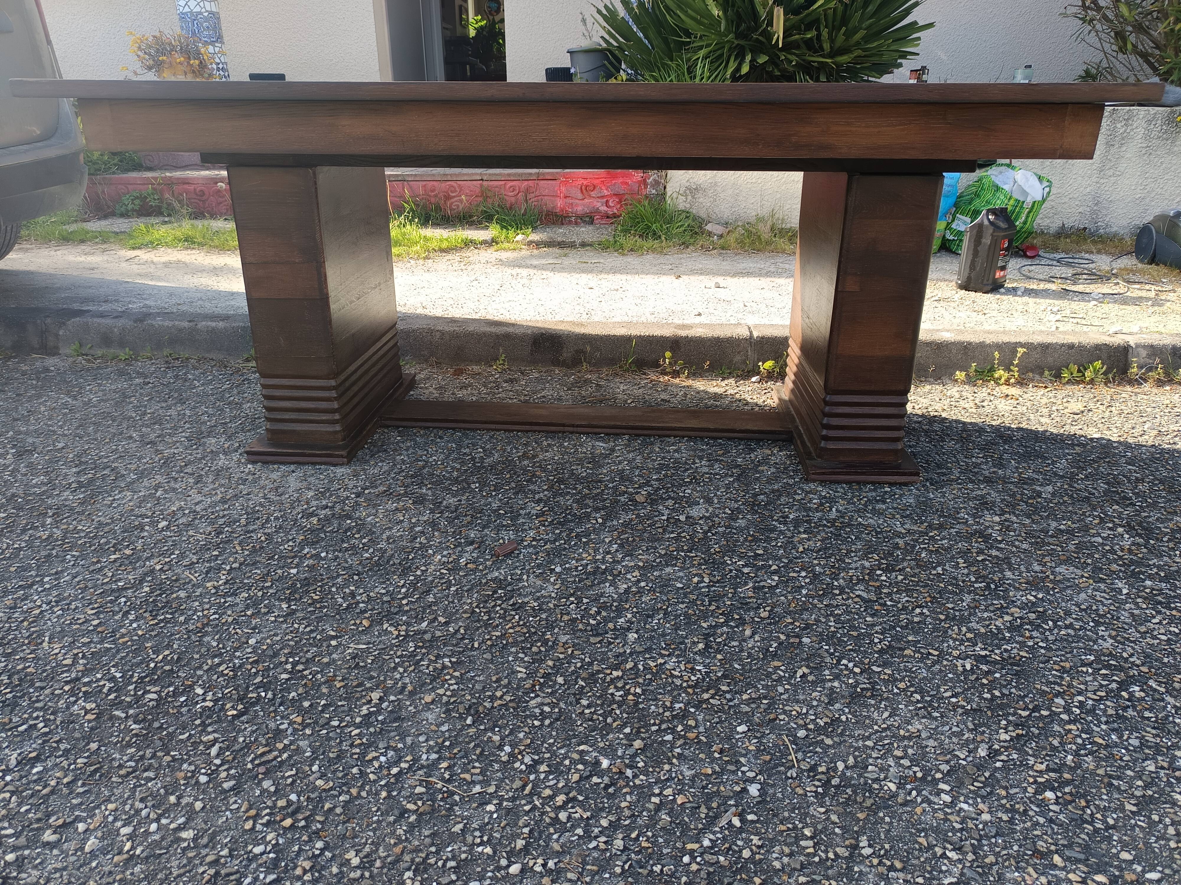 Art Deco dining table in solid oak – in the style of Dudouyt