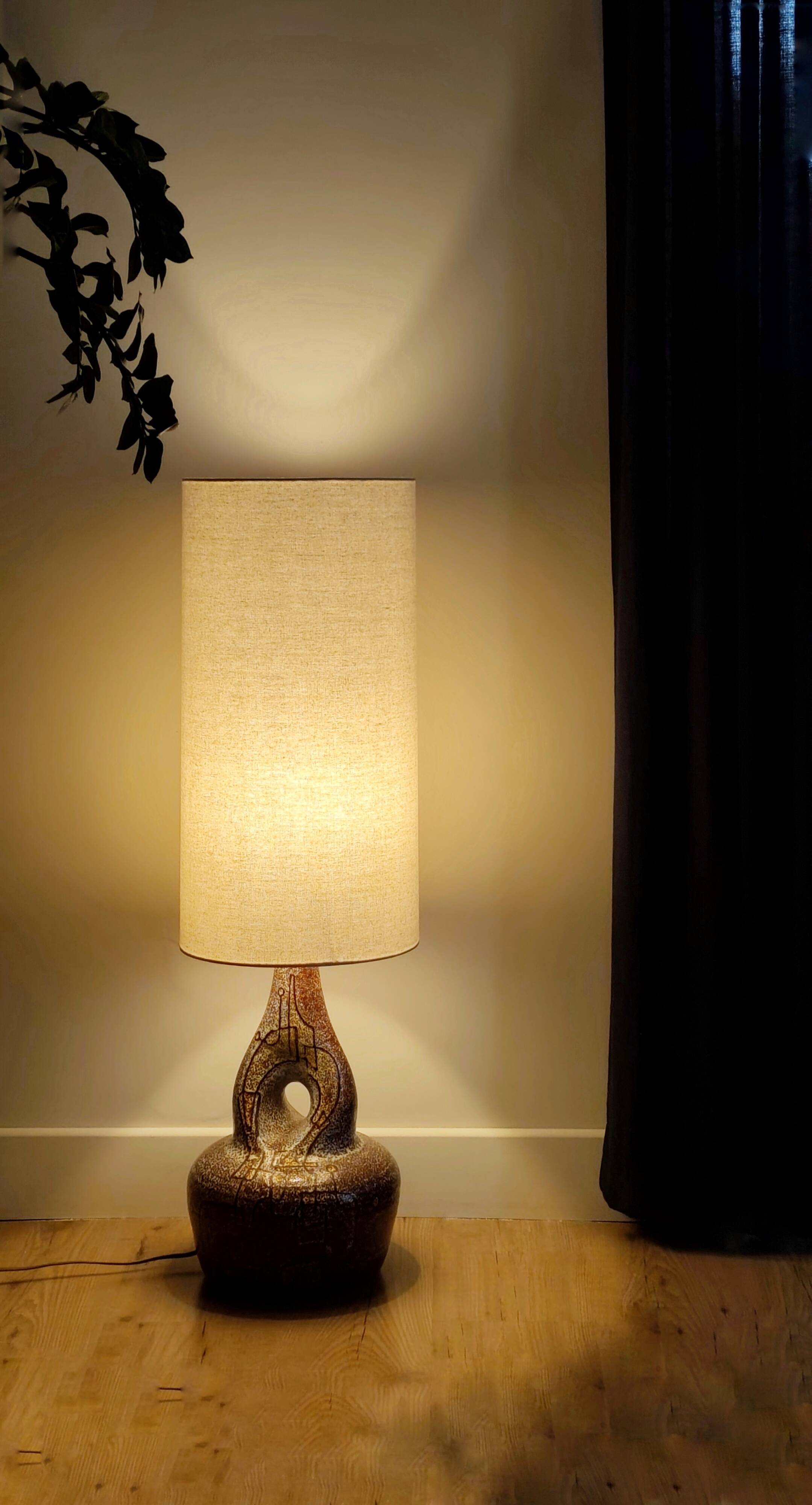 Large Accolay ceramic lamp