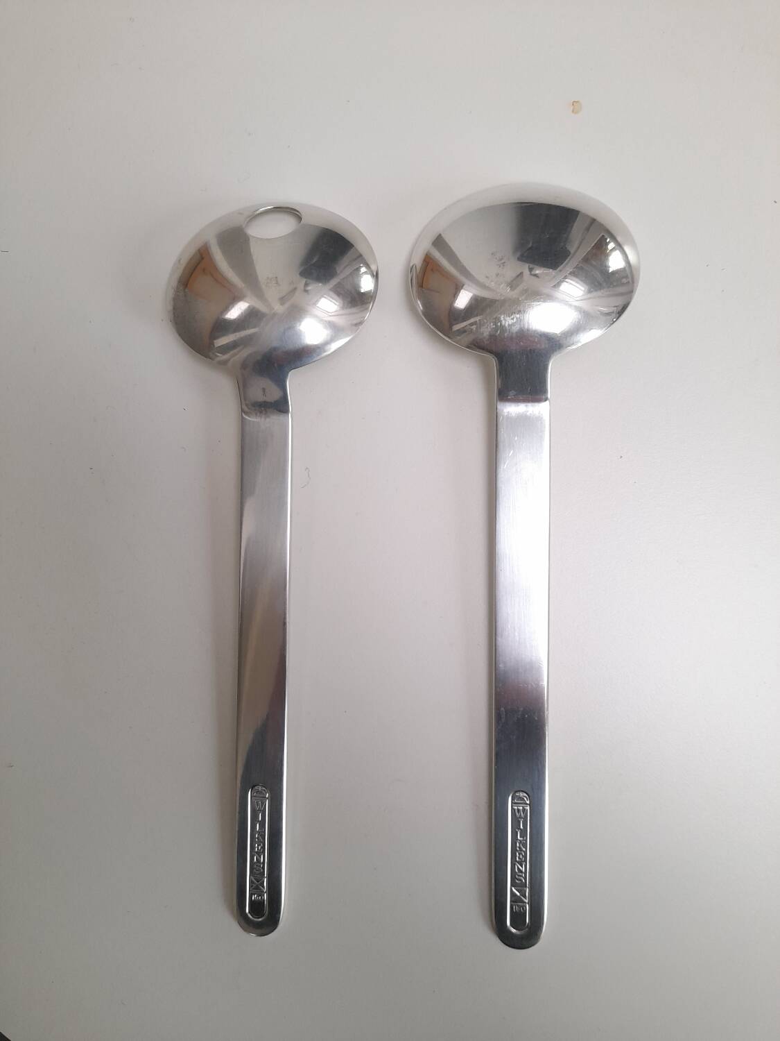 Silver-plated salad cutlery by Wilkens
