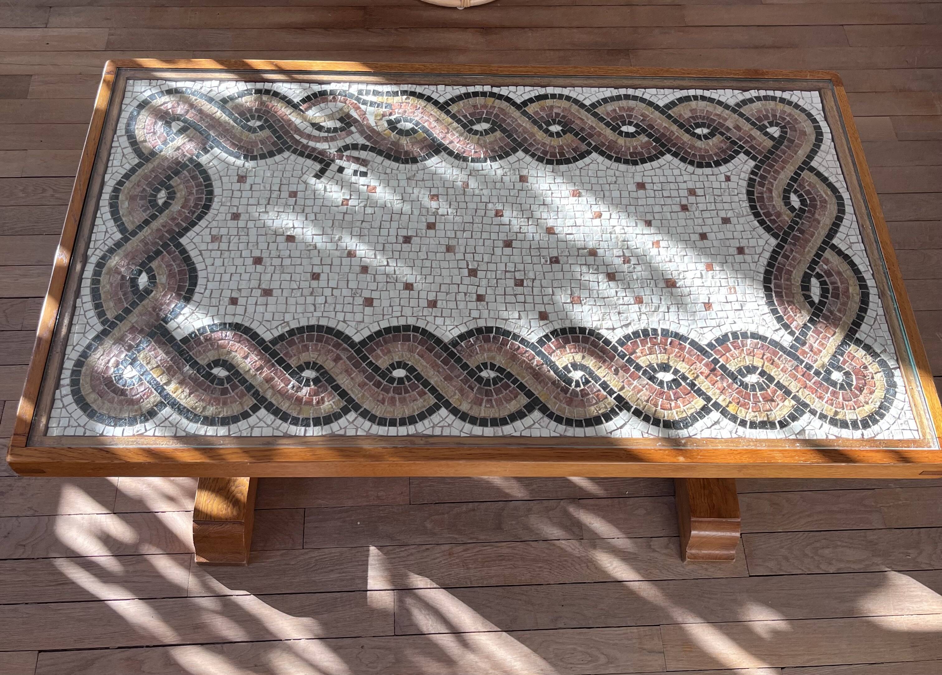 Coffee table in solid oak and mosaic.