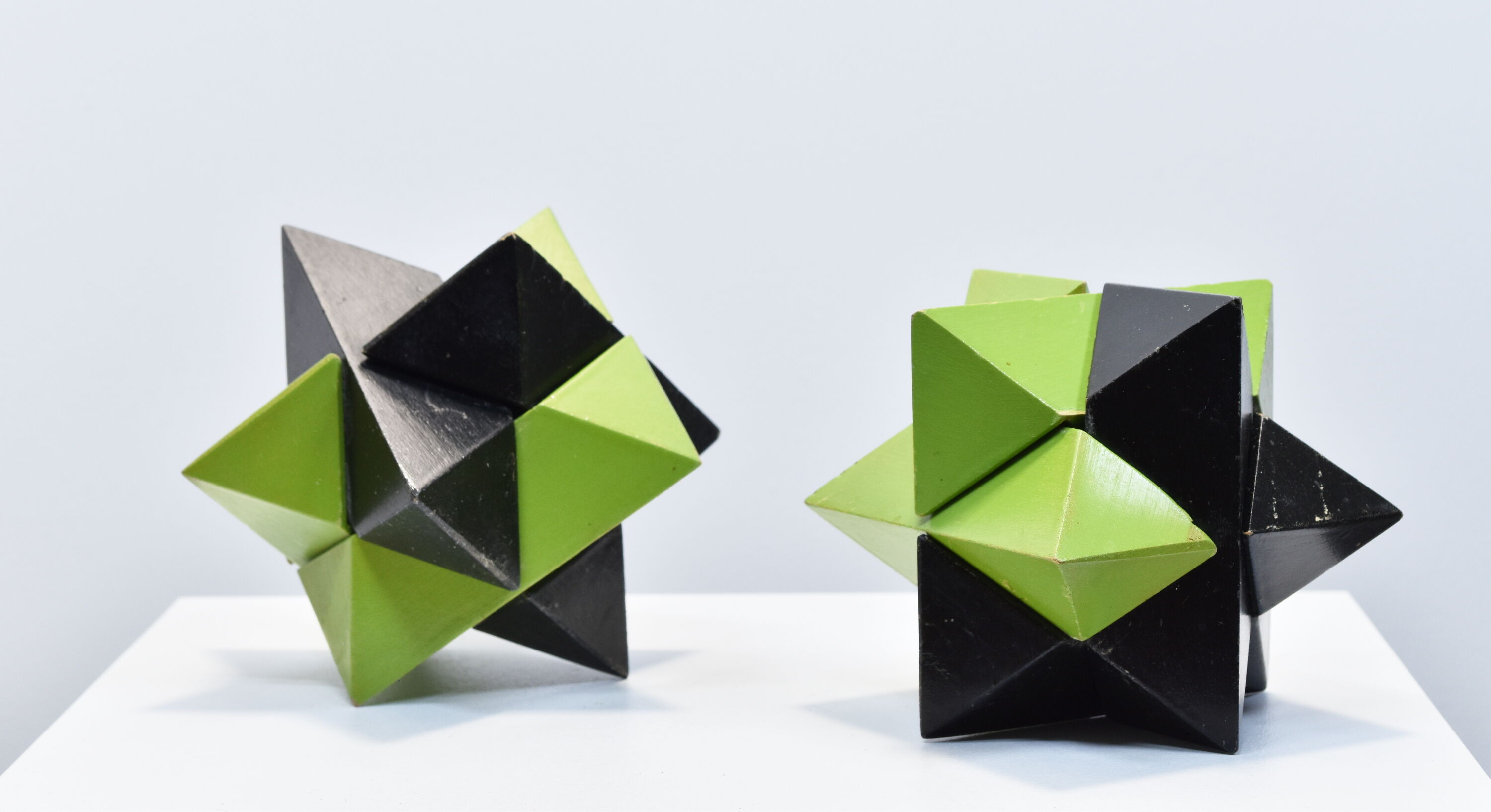 Pair of vintage puzzle stars of Galileo 1970