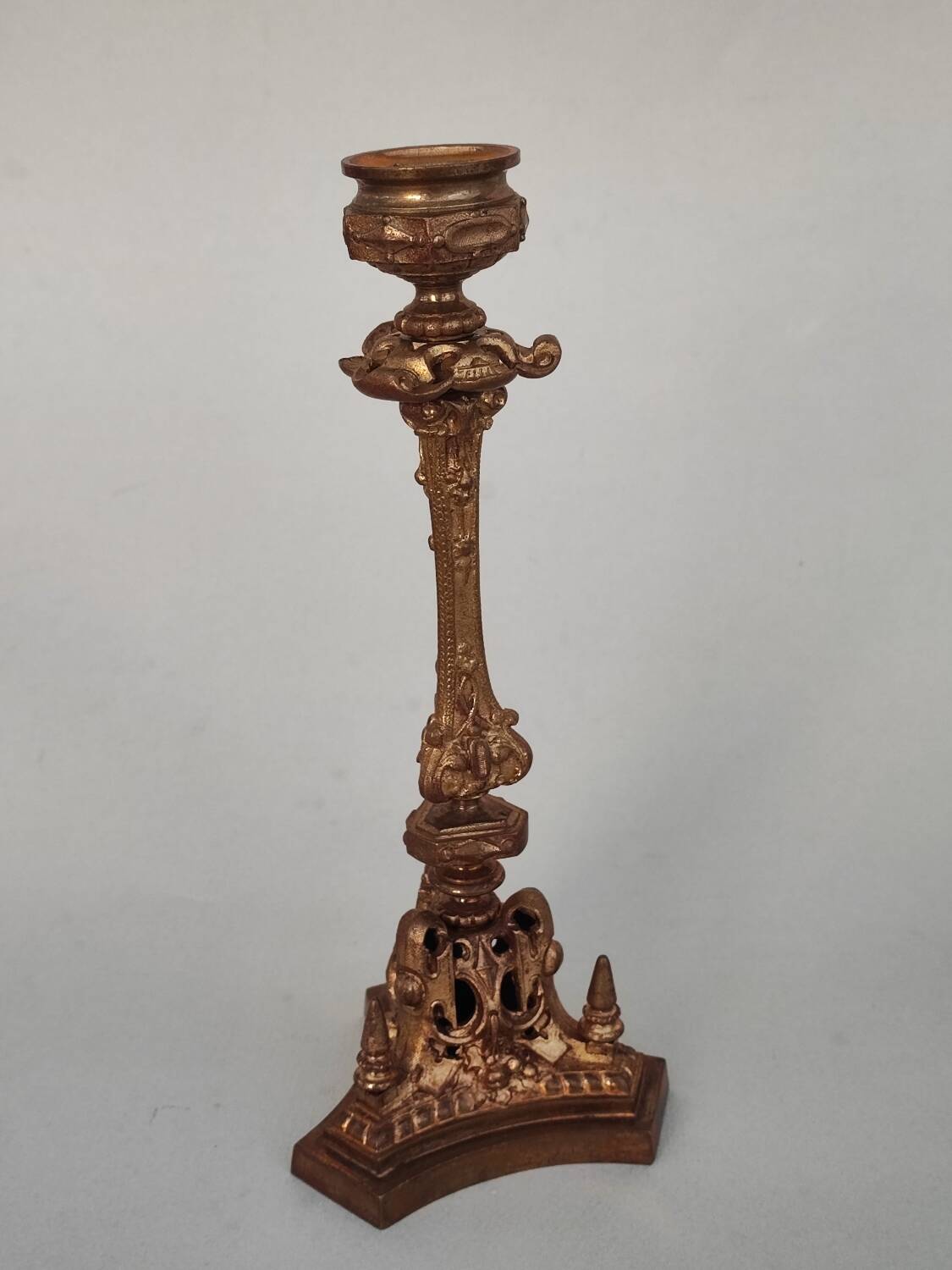 Paire de chandeliers en bronze