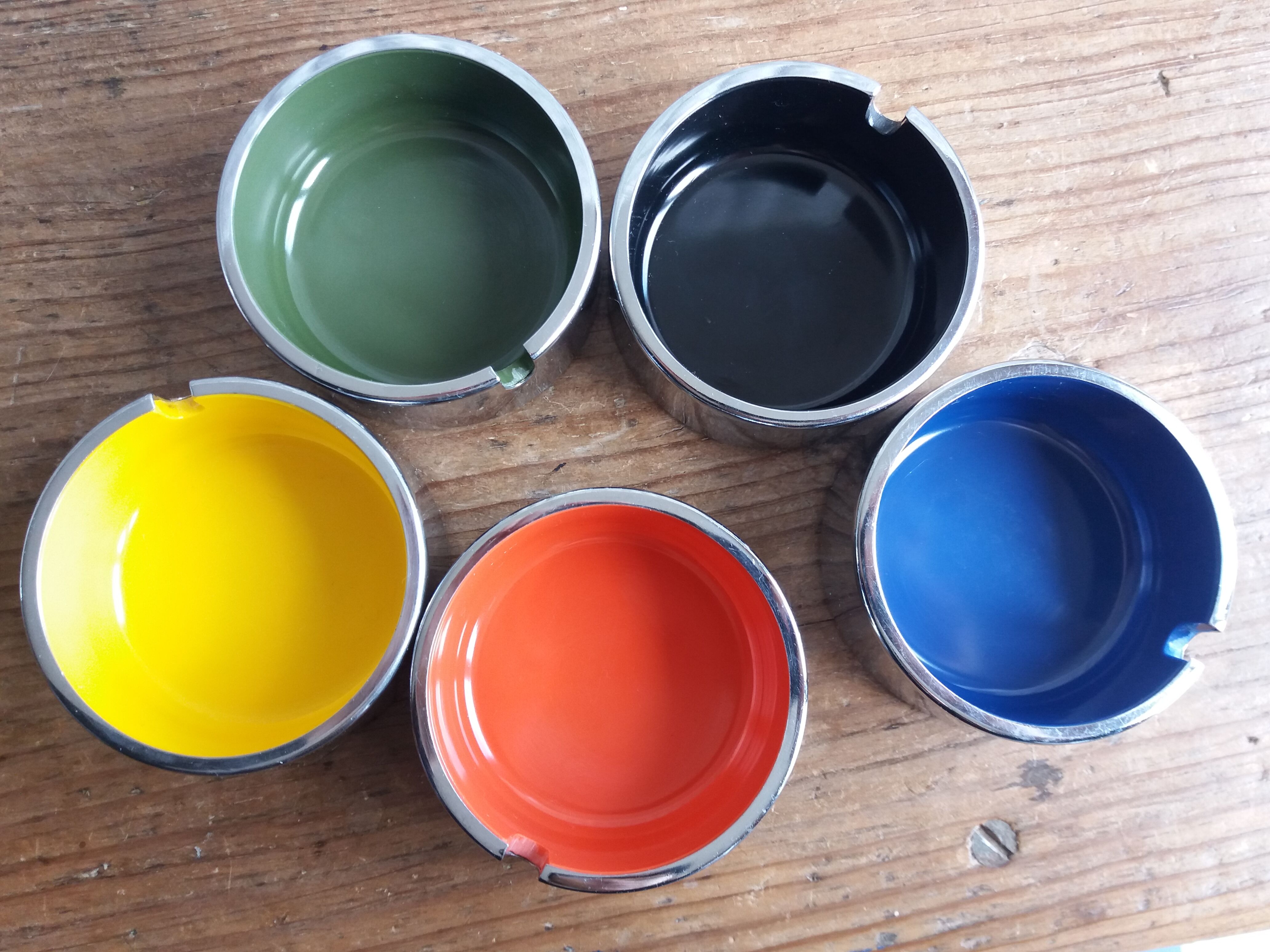 5 stackable ashtrays Maru designer Isamu Kenmochi Japan Space age 60s