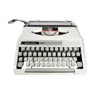 Typewriter Silver Reed gray vintage collection