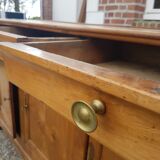 3-door buffet