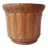 Wicker cache-pot