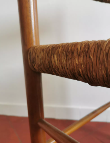 Dordogne model chair from Sentou